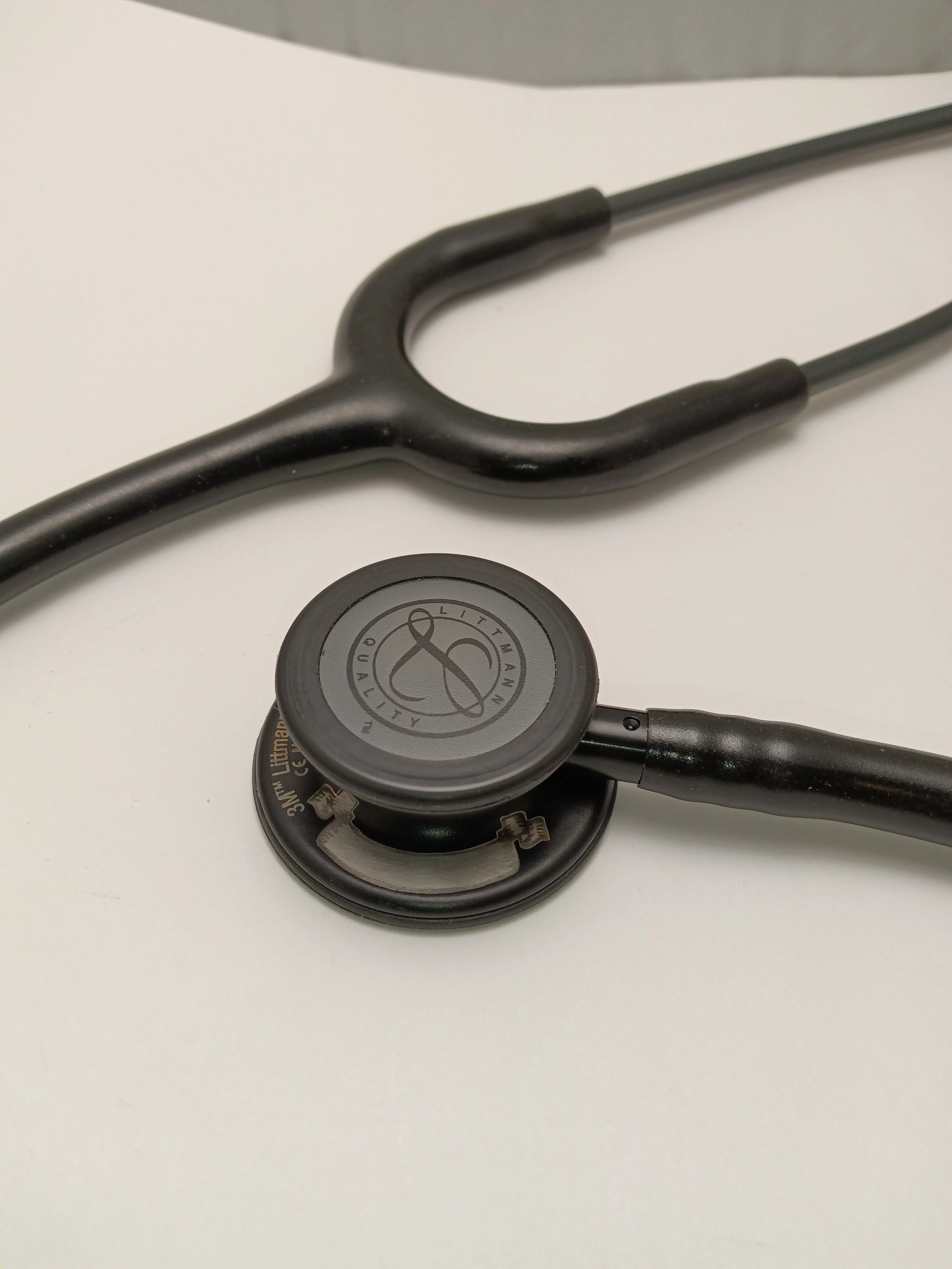 Littmann Cardiology IV Diagnostic Stethoscope: Polished Rainbow & Navy - Black Stem 6242- Over Engraved - Image 9