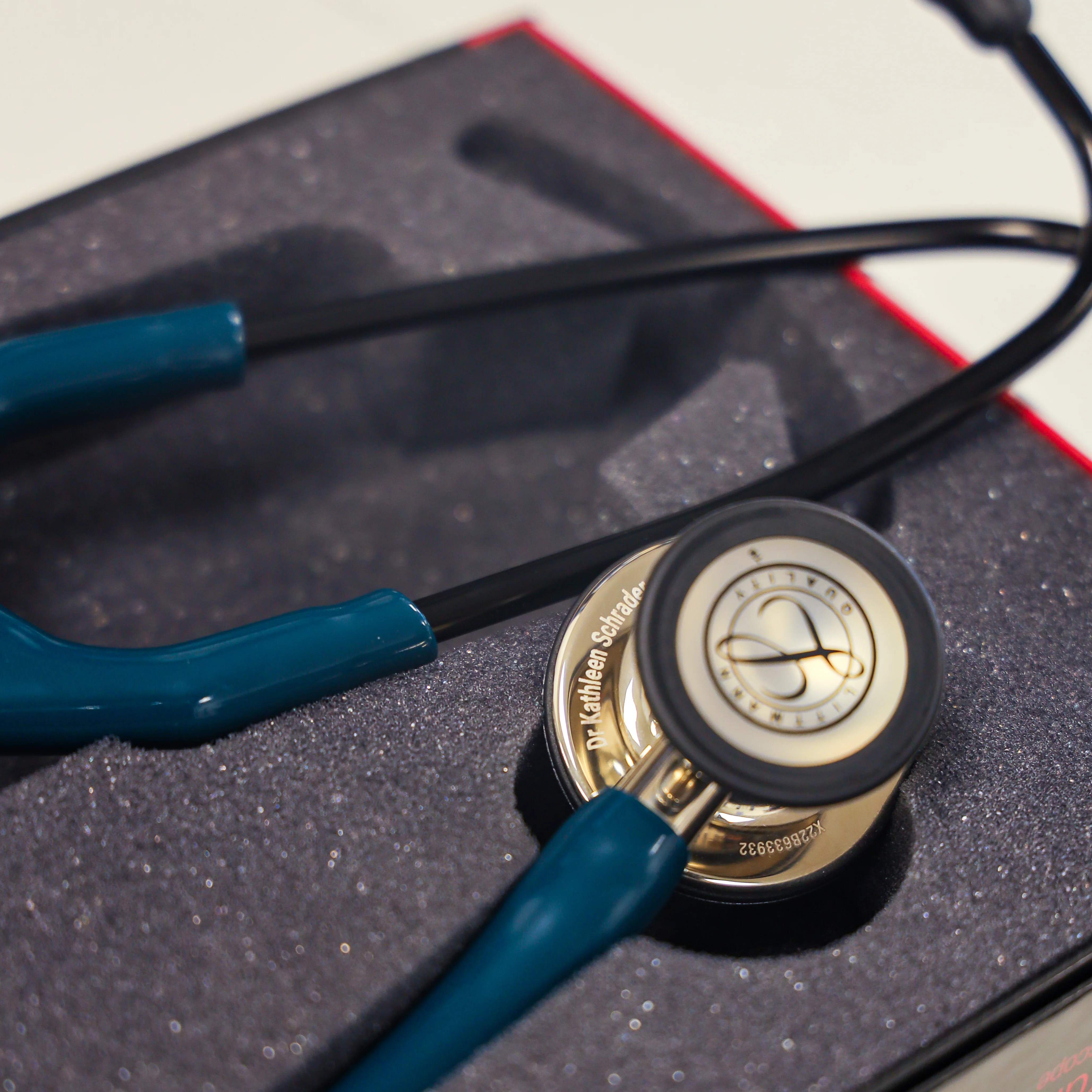 Littmann Classic III Monitoring Stethoscope: Champagne & Burgundy 5864 - Image 11