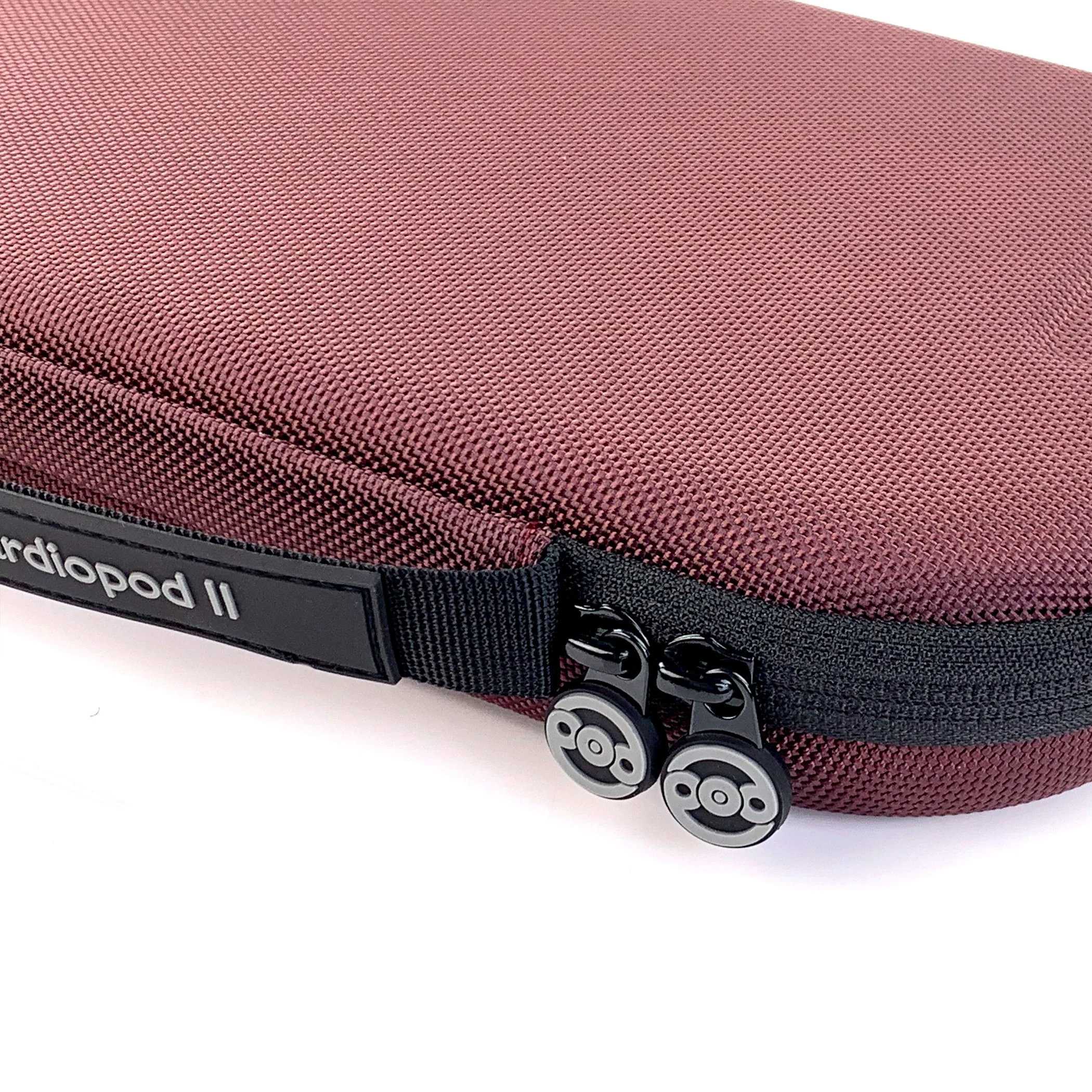 Pod Technical Cardiopod II Stethoscope Case for all Littmann Stethoscopes - Burgundy - Image 5